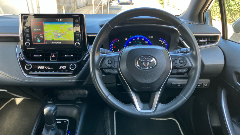 Toyota Corolla 2.0 VVT-i Hybrid Design 5dr CVT Hybrid Hatchback